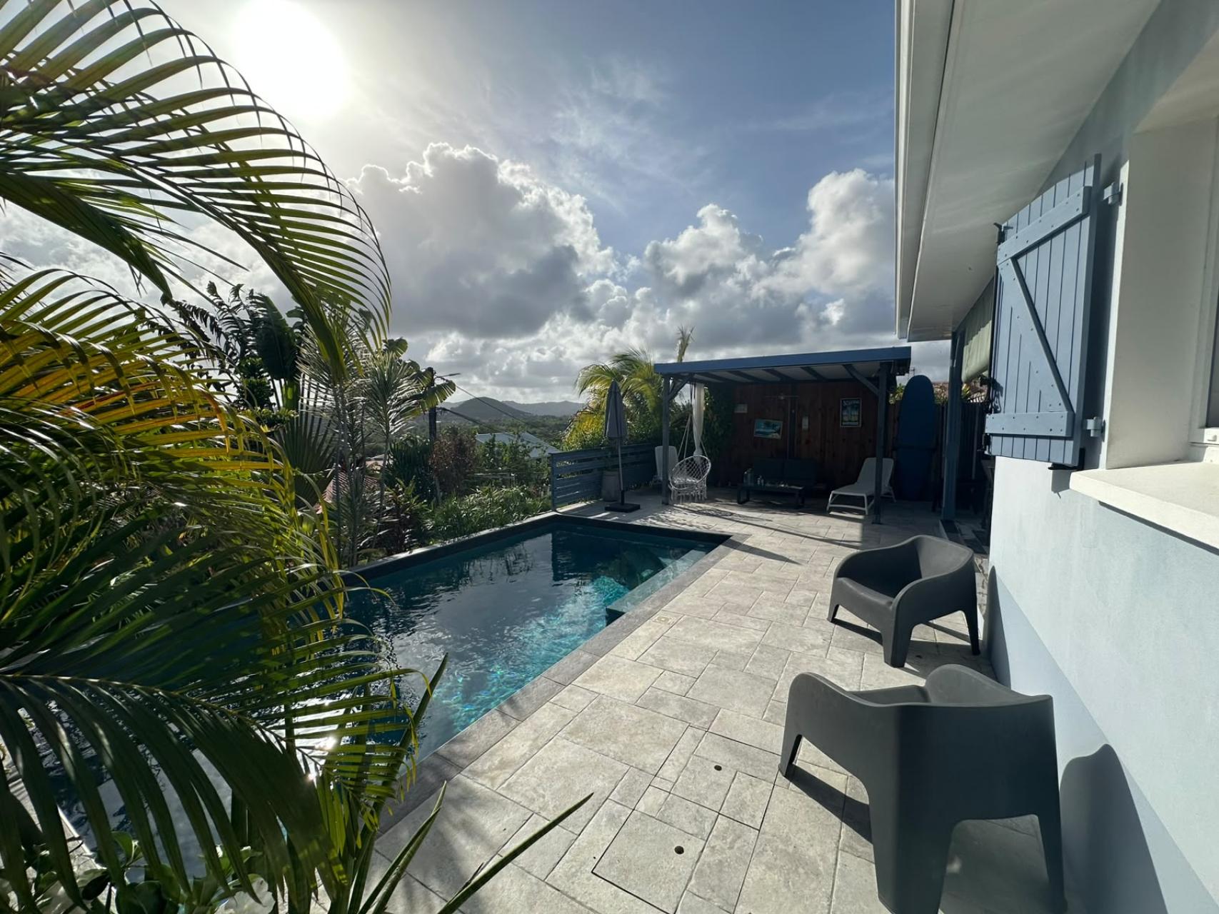 location 1-villa-sainte-anne-martinique-piscine-privee